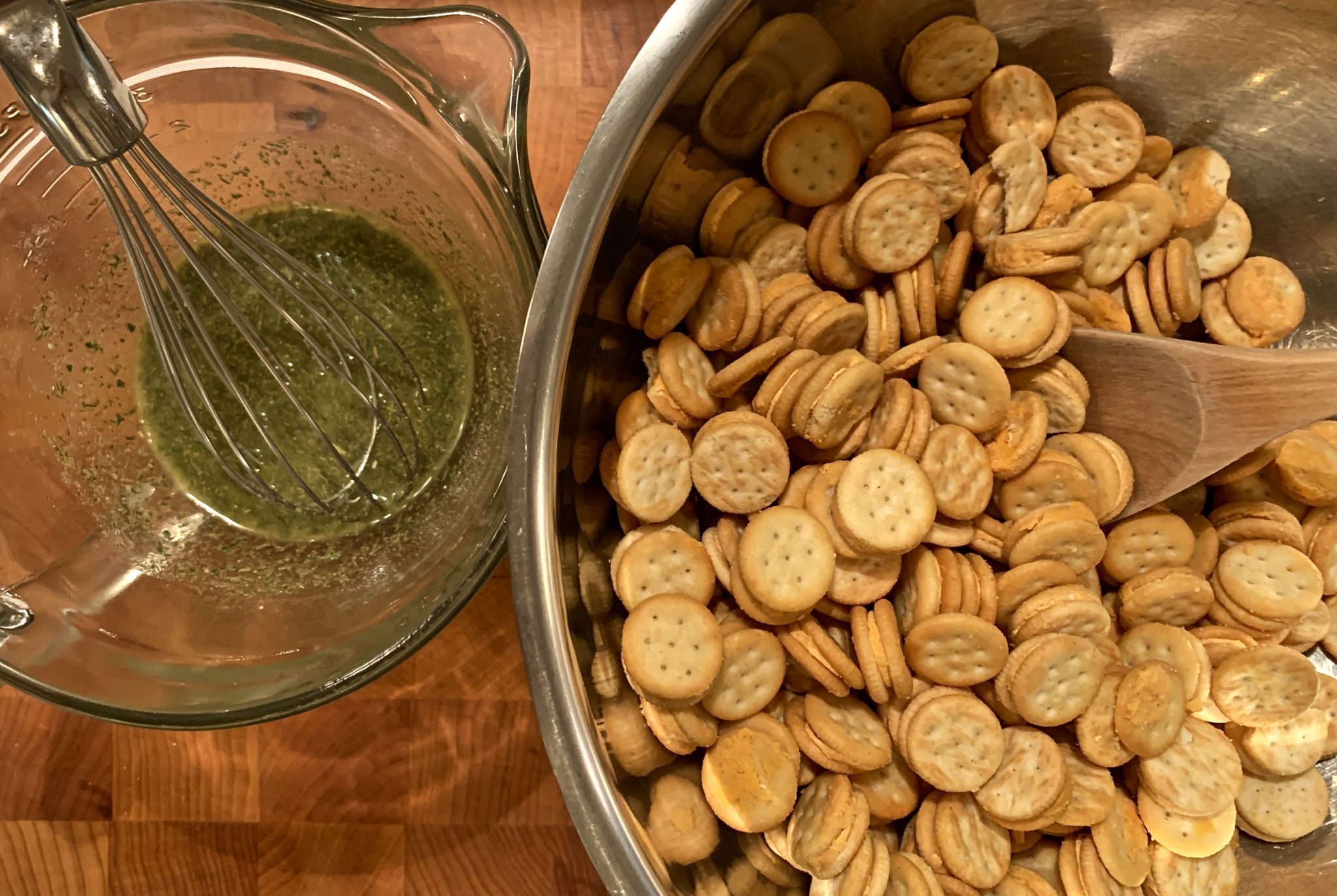Herb and Garlic Seasoned Snack Crackers – Preserving Good Stock